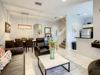 Luxury Townhome Near Disney w/ Resort Amenities - 4