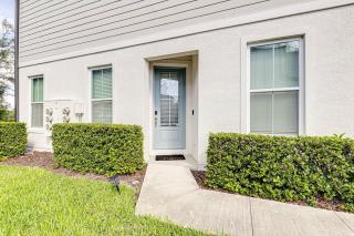 New and modern home, sleeps 10 in great location - 4