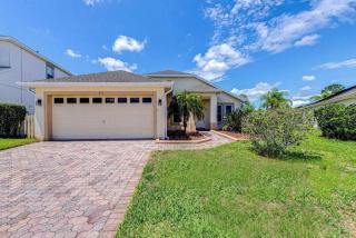 Beautiful New Villa Gleneagles Dr Modernized 2024 - 9