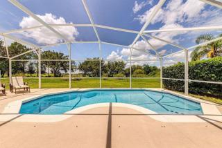 Beautiful New Villa Gleneagles Dr Modernized 2024 - 2