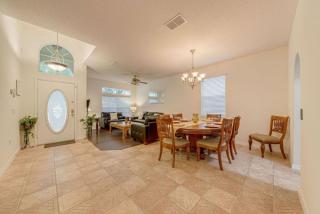 Beautiful Lake View Pool House Brand new Hot Tub - Davenport - 6