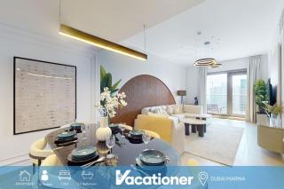 Sparkle Tower - Chic Three Bed with Marina View - 0