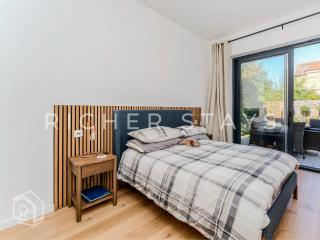 Exquisite 2-Bedroom Apartment, Parking and Garden - Stadtteil Ealing - 9