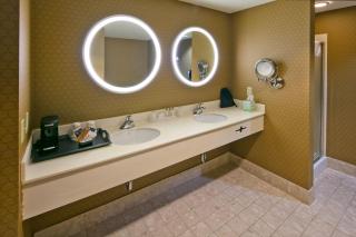 Isle Casino Hotel Bettendorf - A Caesars Rewards Destination - 3