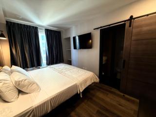 Bkway Hotel Brooklyn - 8