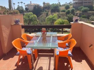 Stylish comfortable room in a penthouse with sea and pool view - Marbella - 4