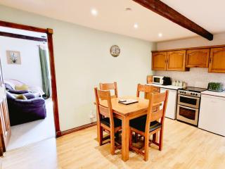 THE OLD WASH KITCHEN - Charming Character Cottage in Holmfirth, Yorkshire - Holmfirth - 3