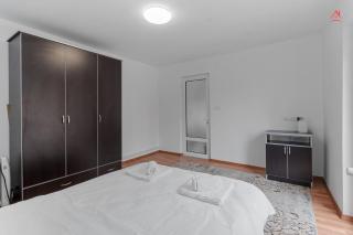 Grozavesti Up Floor Retreat - Bucharest - 9