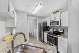 Cozy 2BR Home Steps from UGA & Downtown Athens GA - Athens - 1