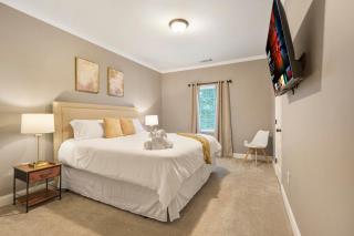 Atlanta Gem Near Mercedez Benz Stadium & Stone Mtn Prk - Decatur - 8