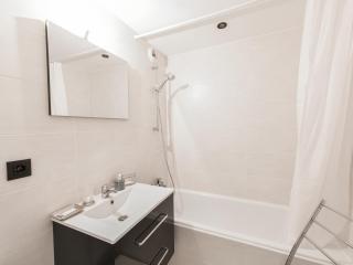 Ski au pied: Appartement T3 rénové avec PARKING à Courchevel 1850 - FR-1-514-46 - 5