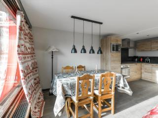 Ski au pied: Appartement T3 rénové avec PARKING à Courchevel 1850 - FR-1-514-46 - 1