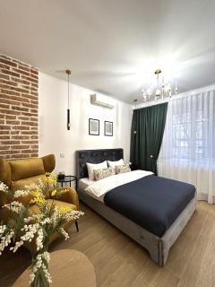 Modern Apartment, 100m to Opera - Lviv - 9