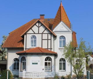 Villa Mignon - Apartment Rot - Koserow - 1