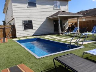 12 Beds I Pool I Golf Green I Grill I Large Groups - Austin - 1