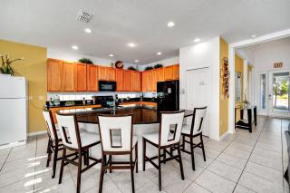 DREAM VILLA 6bd, all en-suite, pool, spa, grill, theatre - 8