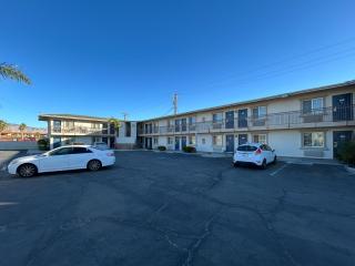 Studio 6 Mojave, CA - Airport - 0