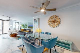 Waves & Palms Oasis - Marco Island - 3
