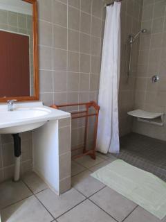 Absolute Leisure Cottages - 6