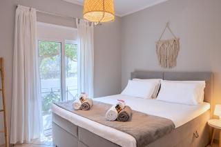 Luxury Garden Villa - Elegant rural retreat, heated pool - Foinikiá - 7