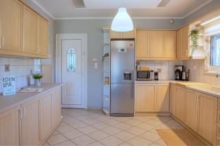 Luxury Garden Villa - Elegant rural retreat, heated pool - Foinikiá - 6