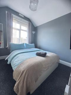 Shirley House 6, Guest House, Self Catering, Self Check in with smart locks, use of Fully Equipped Kitchen, close to City Centre, Ideal for Longer Stays, Excellent Transport Links - Southampton - 5