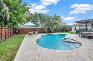 Chic Hollywood Pool Villa - Hollywood - 6