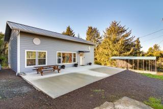 Less Than 1 Mi to Ocean Hot Tub Haven in Gold Beach - Ophir - 8