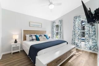 958 Sandy Ridge Drive Davenport 4 Beds - 8