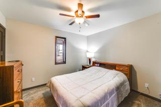 Covered Porch and Grill 1-Acre Property in Bristow! - - 1