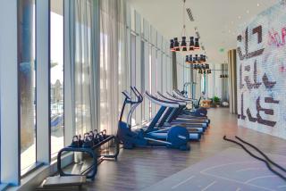 Condo w Breathtaking Views & Top Amenities - Hollywood - 5