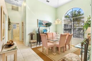 Villa Ashlyn - Spacious gulf-access heated-pool home w/spa & boat lift - SWFL Rentals - 7