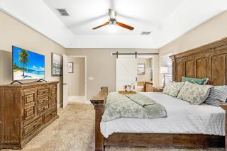 Direct Gulf-access home with electric-heated pool & boat lift - Villa Annabella - Cape Coral - 2