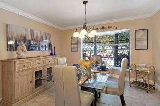 Villa Connie - Remodeled gulf-access electric-heated pool home w/game room & bikes - SWFL Rentals - 6