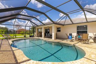 Private family-friendly home with electric-heated pool - Villa Blanca - Cape Coral - 0
