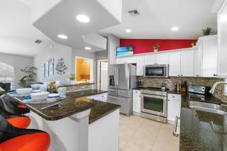 Private family-friendly home with electric-heated pool - Villa Blanca - Cape Coral - 4