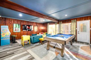 Sleeps 18 Basketball Court Heated Pool Games - 8