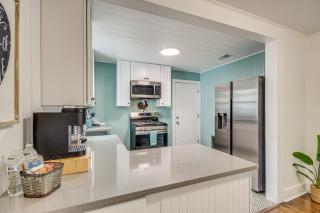 Home Less Than 1 Mi to Gulfport Beach Remote Work Friendly - Gulfport - 3
