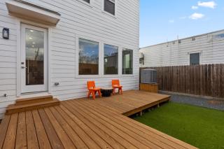 Spacious, modern home with loft, 15 minutes from Downtown Houston - 5
