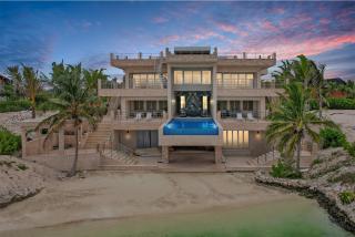 Villa de Lujo en Cap Cana - Higuana 49 con Playa Privada y Piscina - 2