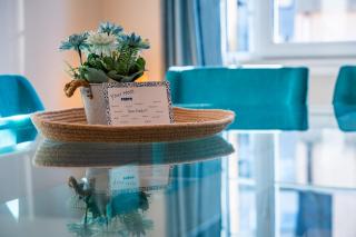 Large and Charming Apartment Downtown - Oporto - 5
