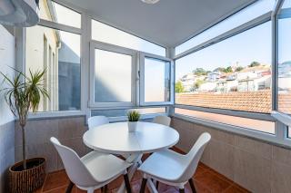 Large and Charming Apartment Downtown - Oporto - 3