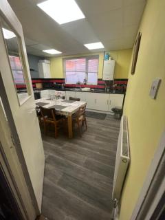Private Room 2 Near Southmead Hospital - Bristol - 1
