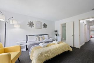 Courtside Villa 23 - 1