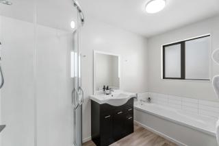 Sunny Riverside Park - 5