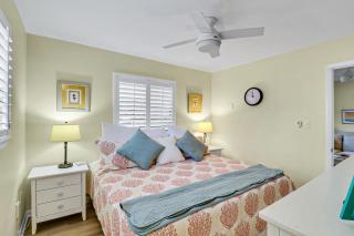 Fiddlers Cove 10B - Flip Flop Folly - 1