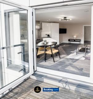 Stylish 2 Bedroom Apt By LS2G Short Lets & Serviced Accommodation Greater London With Free Parking - Londres - 6