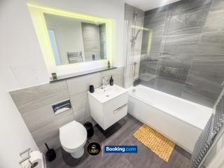 Stylish 2 Bedroom Apt By LS2G Short Lets & Serviced Accommodation Greater London With Free Parking - Londres - 7
