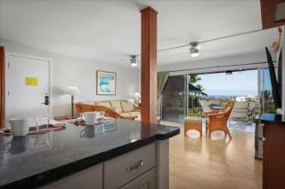 Keauhou Akahi 208 - 8