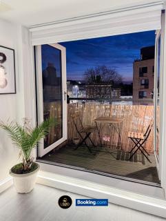 Spacious 1-Bed Apartment in Greenwich By LS2G Stays - 5